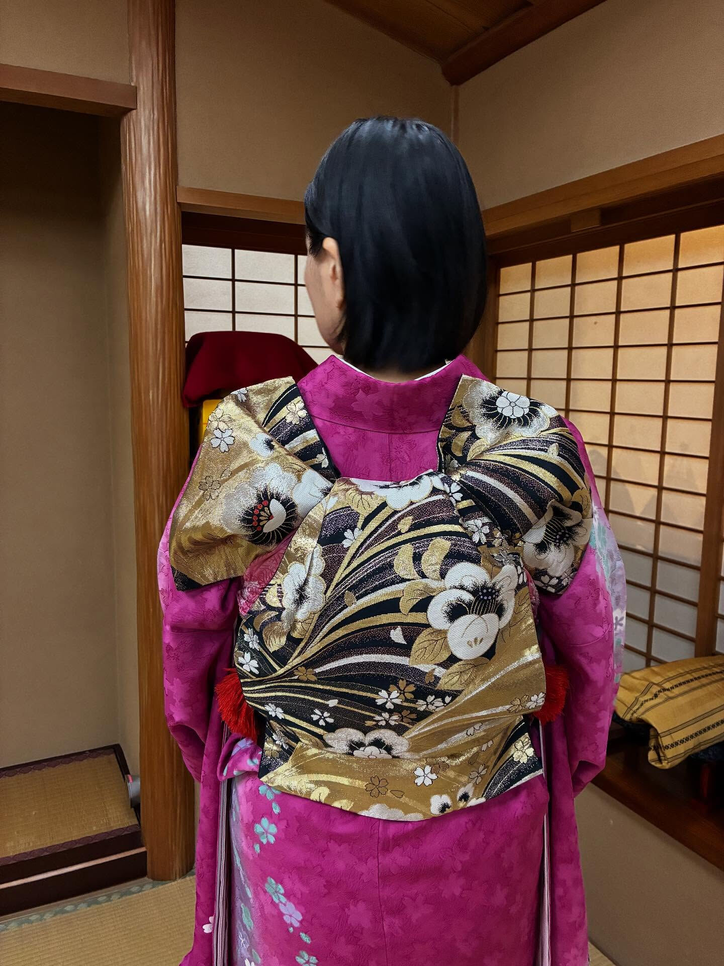 こんにちは、調布市にあるプライベートヘアサロンOkuの酒井里